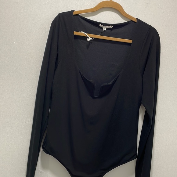 Good American Black Low Cut V Neck Long Sleeve Bodysuit - Picture 2 of 8
